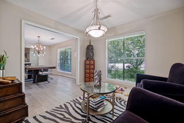 4372 Royal Ridge Drive, Dallas, TX 75229