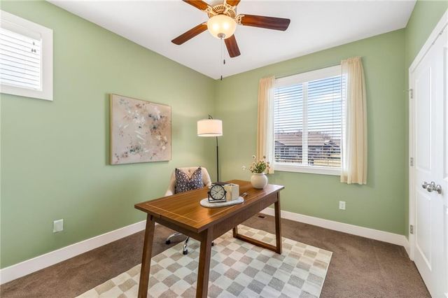 8200 N Sycamore Avenue, Kansas City, MO 64158