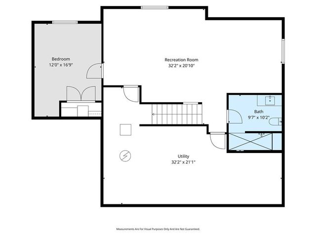 8200 N Sycamore Avenue, Kansas City, MO 64158