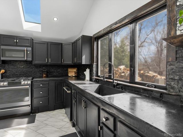 11794 W 13th Ave, Lakewood, CO 80401