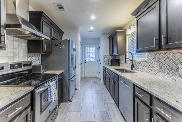 1202 Spring Street, Waco, TX 76704