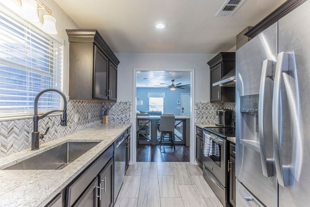 1202 Spring Street, Waco, TX 76704