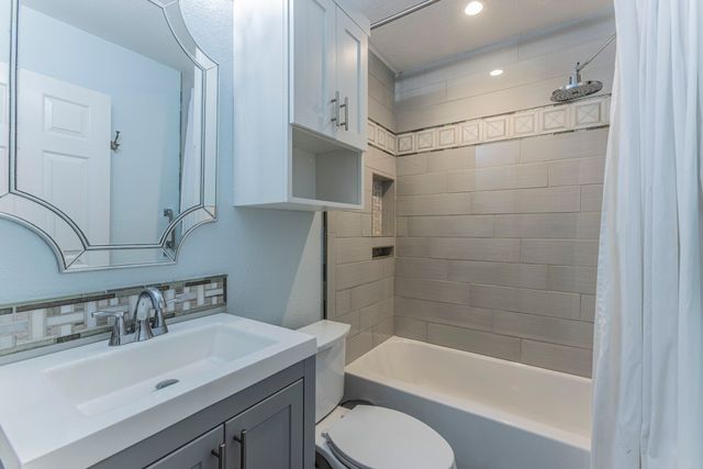 1202 Spring Street, Waco, TX 76704