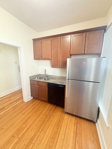1854 Roblyn Ave, Saint Paul, MN 55104