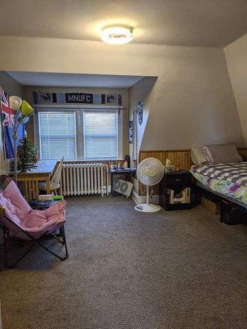 1854 Roblyn Ave, Saint Paul, MN 55104