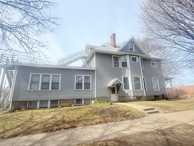 1854 Roblyn Ave, Saint Paul, MN 55104