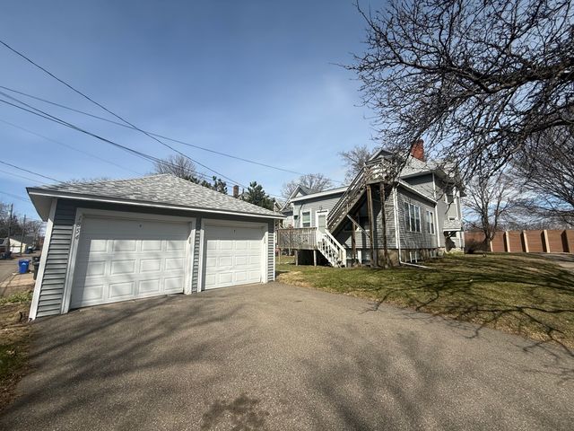 1854 Roblyn Ave, Saint Paul, MN 55104