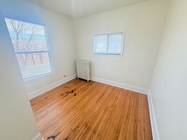 1854 Roblyn Ave, Saint Paul, MN 55104