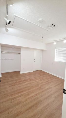 3247 NW 123rd Ave, Sunrise, FL 33323