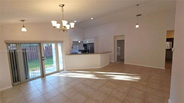 3247 NW 123rd Ave, Sunrise, FL 33323