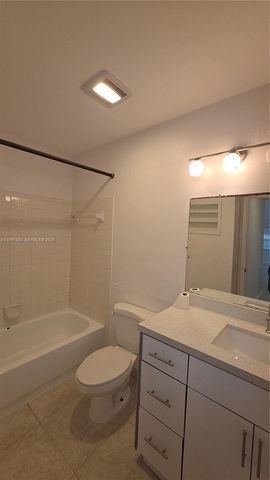 3247 NW 123rd Ave, Sunrise, FL 33323