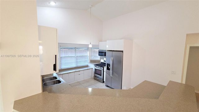 3247 NW 123rd Ave, Sunrise, FL 33323