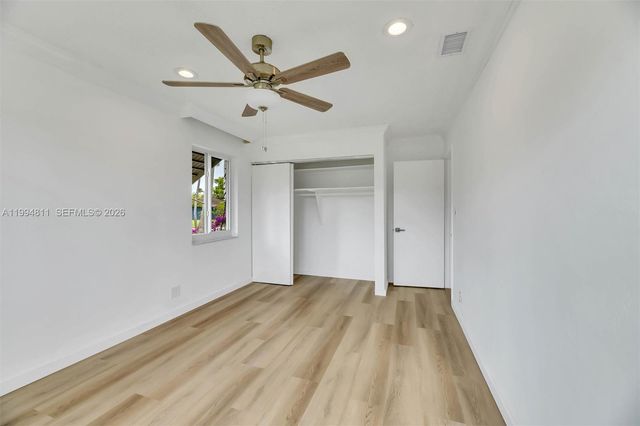 1117 SE 5th St, Deerfield Beach, FL 33441