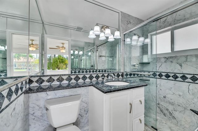 1117 SE 5th St, Deerfield Beach, FL 33441