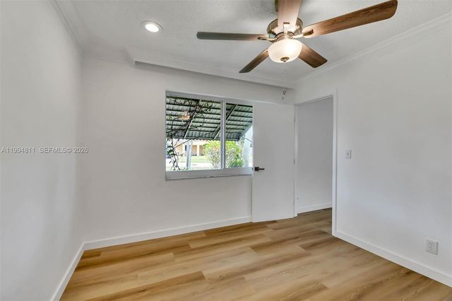 1117 SE 5th St, Deerfield Beach, FL 33441