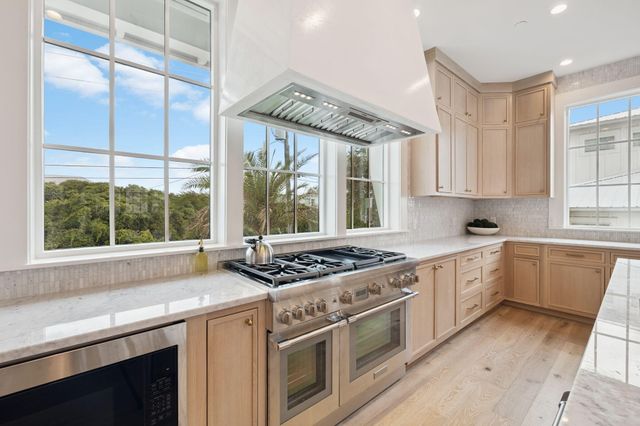 8978 E County Highway 30A, Inlet Beach, FL 32461