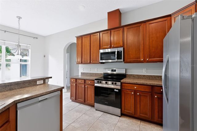 7105 OTTO ROAD, Plant City, FL 33567