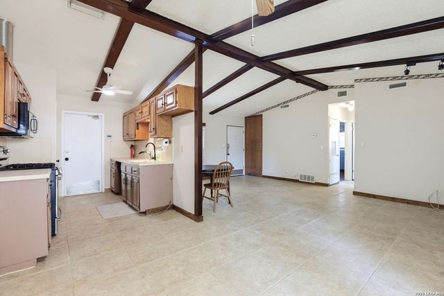 4006 BRETTON RDG, San Antonio, TX 78217