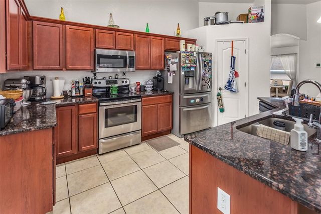 215 CAPTAIN HOOK WAY, Davenport, FL 33837