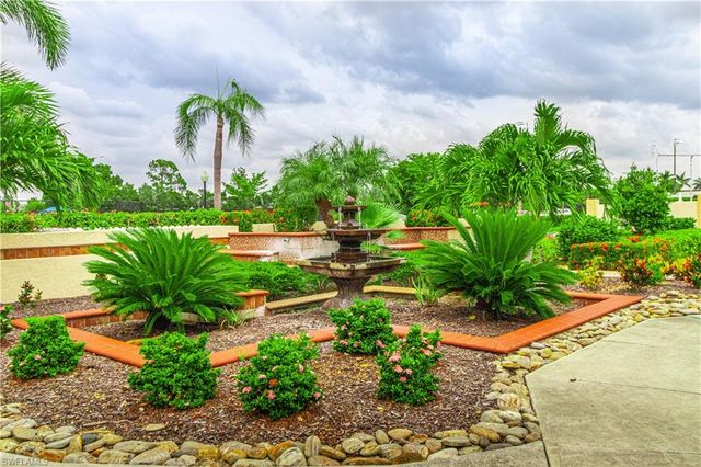 1747 Pebble Beach DR 315, Fort Myers, FL 33907