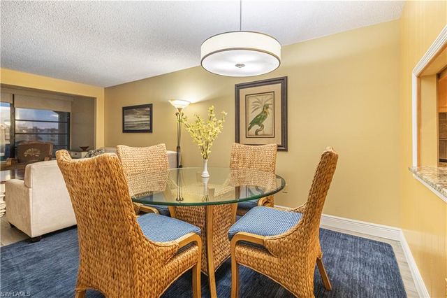 1747 Pebble Beach DR 315, Fort Myers, FL 33907