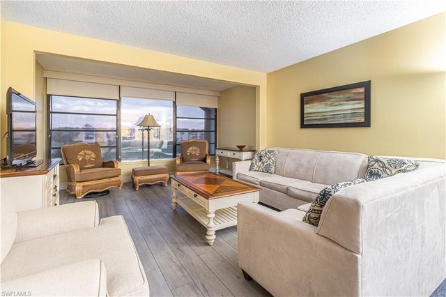 1747 Pebble Beach DR 315, Fort Myers, FL 33907