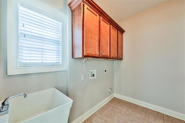 3160 Woodberry Farm Lane, Powder Springs, GA 30127