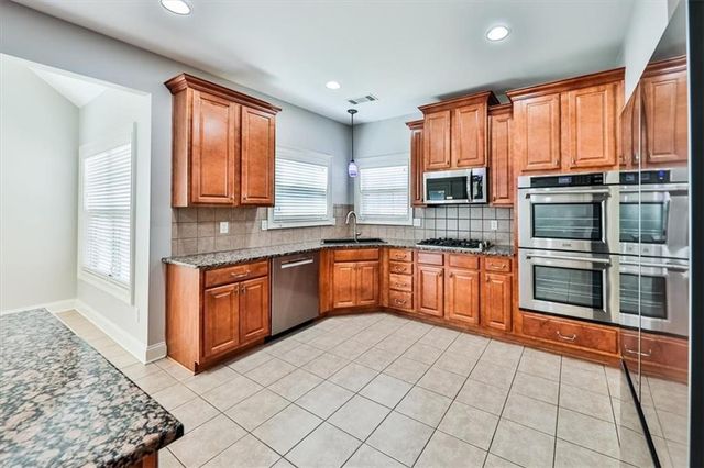 3160 Woodberry Farm Lane, Powder Springs, GA 30127