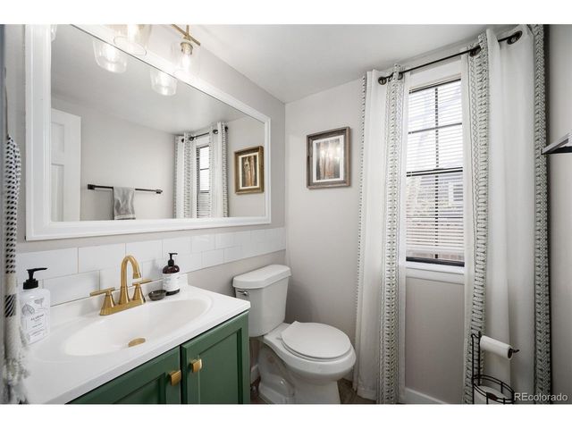 10915 W Half Moon Pass, Littleton, CO 80127