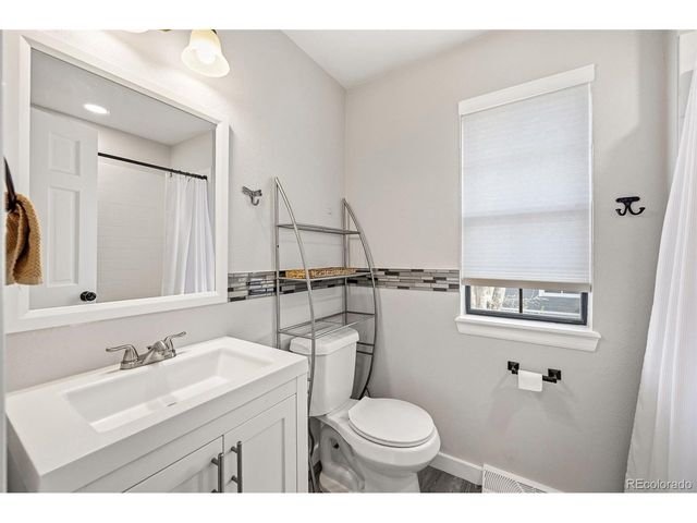 10915 W Half Moon Pass, Littleton, CO 80127