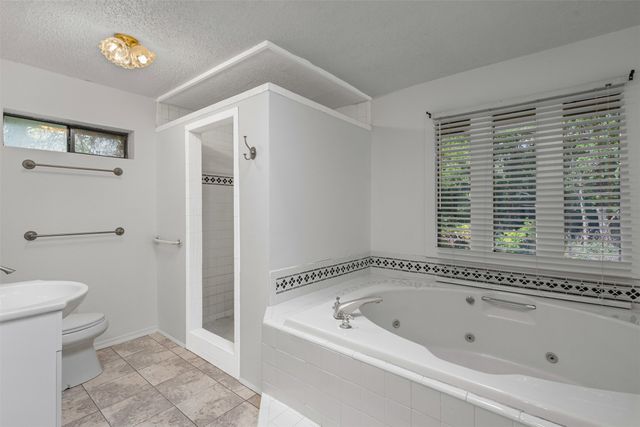 104 Murls Lake Road, Weatherford, TX 76085