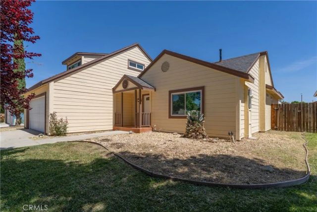 44148 Dahlia Street, Lancaster, CA 93535