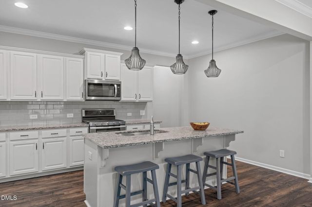 605 Metro Station, Apex, NC 27502