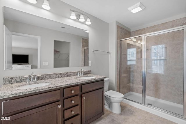605 Metro Station, Apex, NC 27502