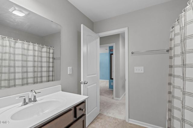 605 Metro Station, Apex, NC 27502