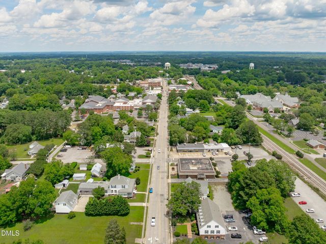 605 Metro Station, Apex, NC 27502