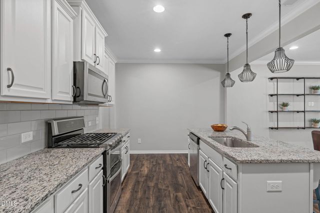 605 Metro Station, Apex, NC 27502
