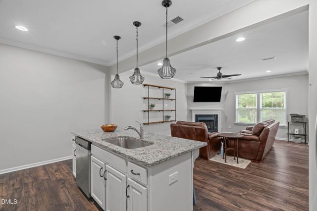 605 Metro Station, Apex, NC 27502