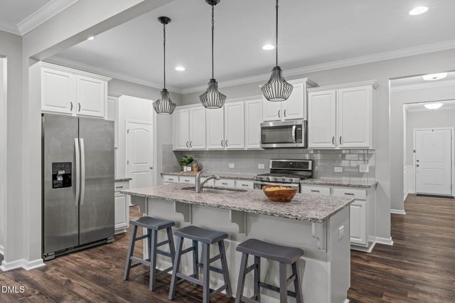 605 Metro Station, Apex, NC 27502