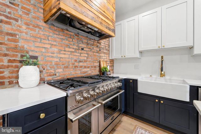 2506-8 E YORK ST, Philadelphia, PA 19125