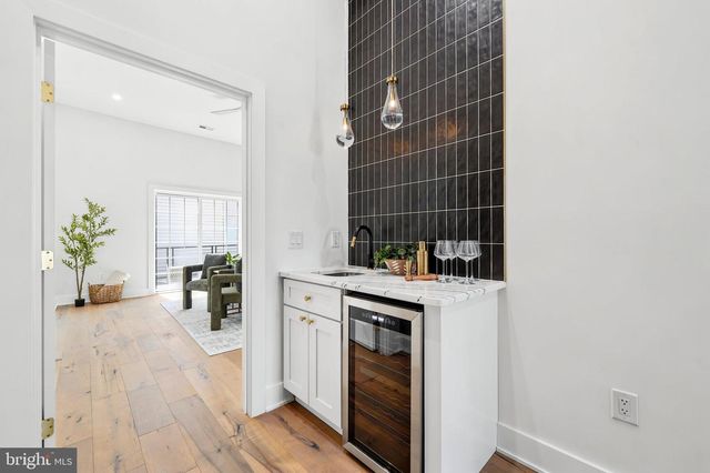 2506-8 E YORK ST, Philadelphia, PA 19125