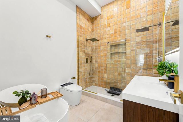 2506-8 E YORK ST, Philadelphia, PA 19125