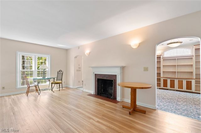 2333 16th Street, Cuyahoga Falls, OH 44223