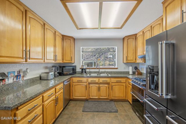 11551 Lonesome Valley Rd Road, Leona Valley, CA 93551