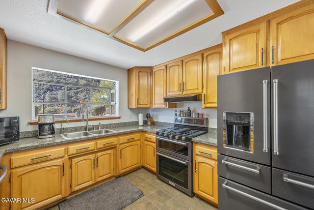 11551 Lonesome Valley Rd Road, Leona Valley, CA 93551
