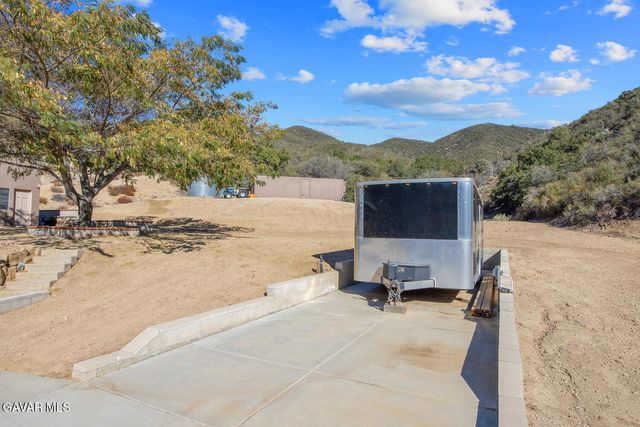 11551 Lonesome Valley Rd Road, Leona Valley, CA 93551