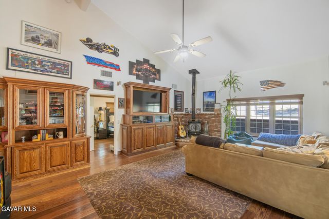 11551 Lonesome Valley Rd Road, Leona Valley, CA 93551