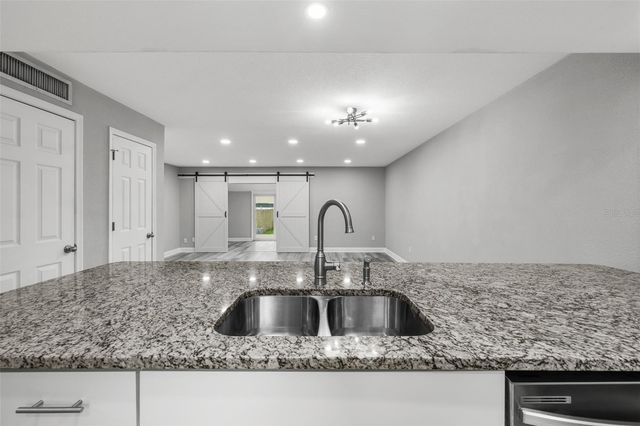 210 S MALCOLM COURT, Tampa, FL 33609