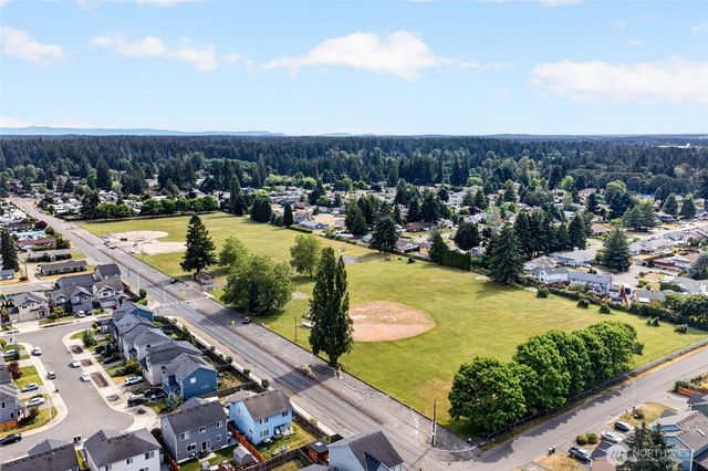 932 134th Street S, Tacoma, WA 98444