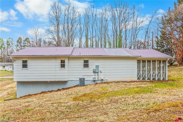 133 Salem Drive, Mount Airy, NC 27030